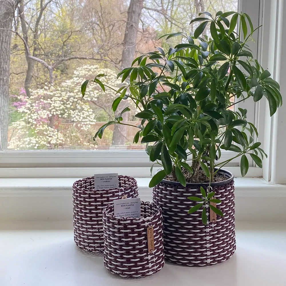 round 'catch all' / planters ~ interweave